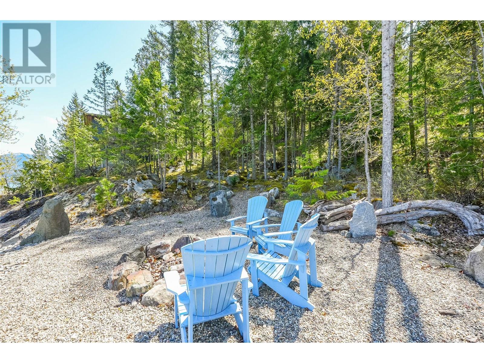 283 Kootenay Lake Road, Procter, British Columbia  V1L 0B6 - Photo 10 - 10346652