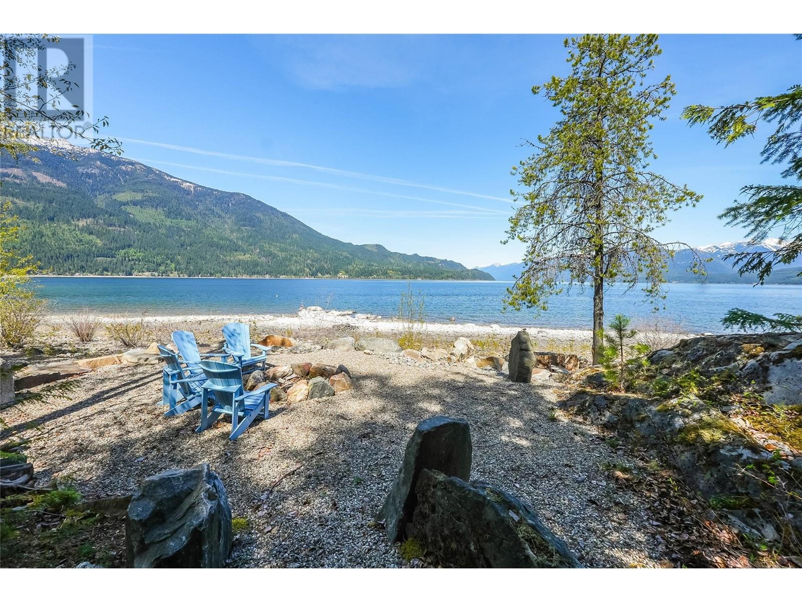 283 Kootenay Lake Road, Procter, British Columbia  V1L 0B6 - Photo 9 - 10346652