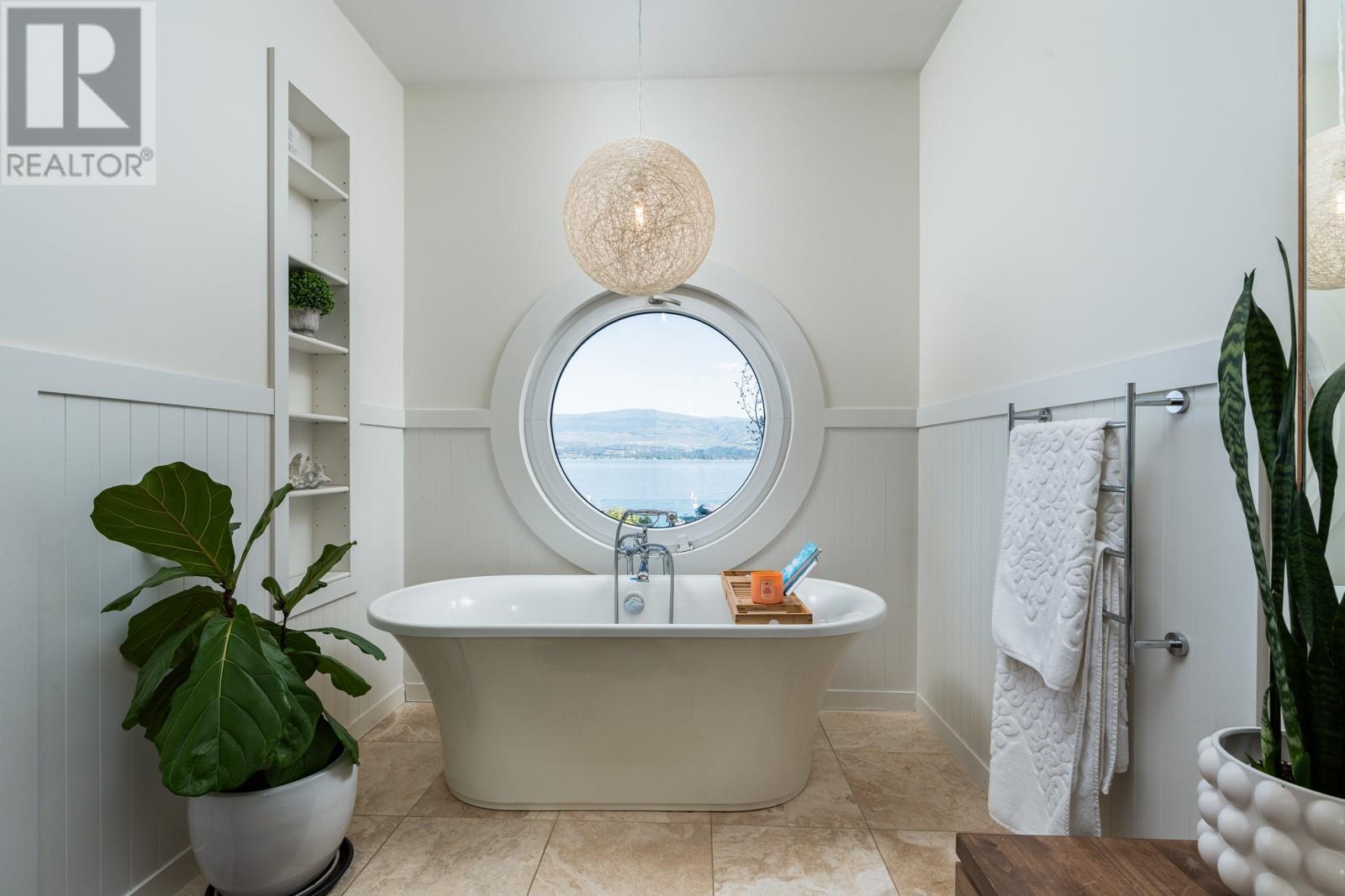 2737 Casa Loma Road, West Kelowna, British Columbia  V1Z 1T6 - Photo 15 - 10347116