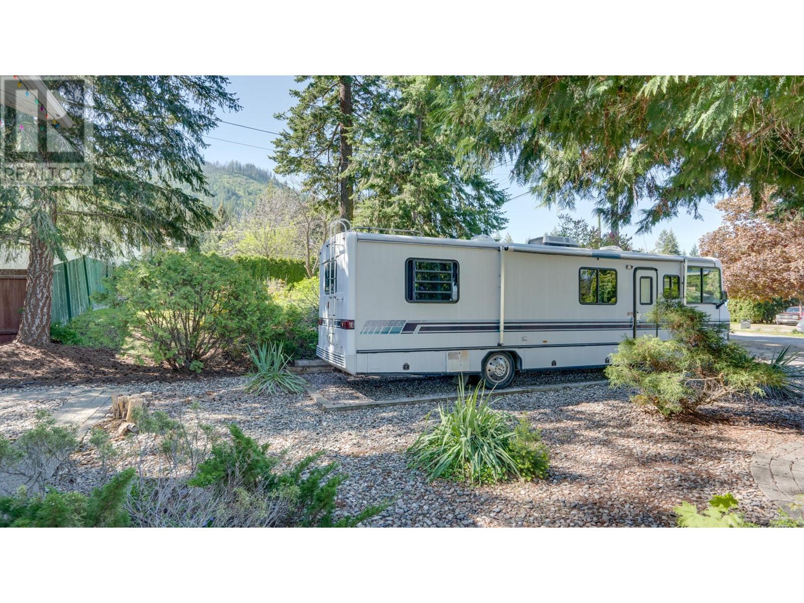3419 Larch Drive, Armstrong, British Columbia  V0E 1B8 - Photo 21 - 10347090
