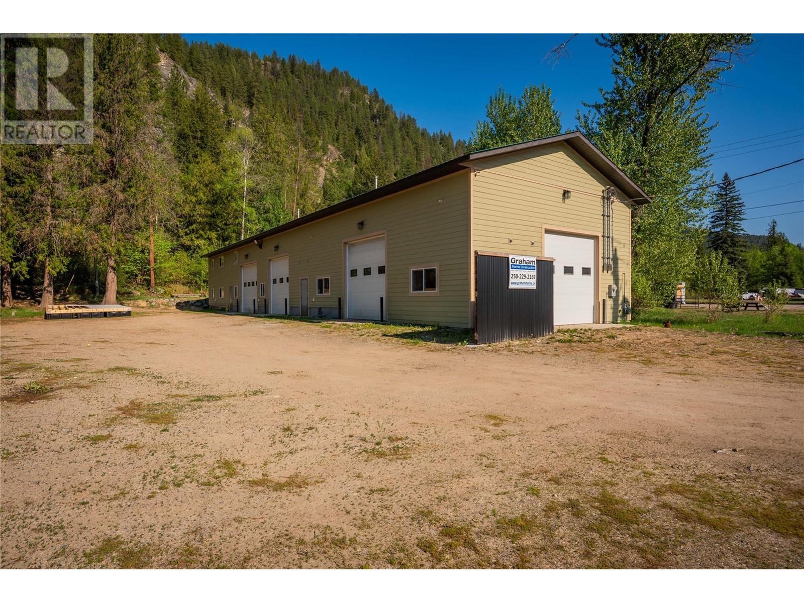 1788 Sandner Frontage Road, Christina Lake, British Columbia  V0H 1E3 - Photo 2 - 10346865