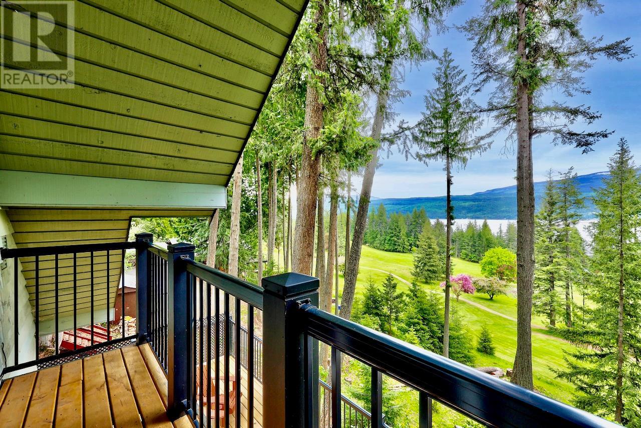 7730 Columbia Drive, Anglemont, British Columbia  V0E 1M8 - Photo 24 - 10344452