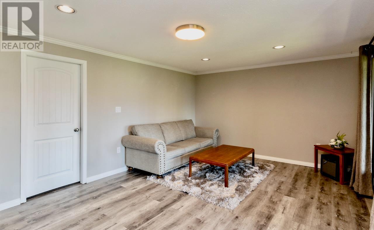 7730 Columbia Drive, Anglemont, British Columbia  V0E 1M8 - Photo 31 - 10344452