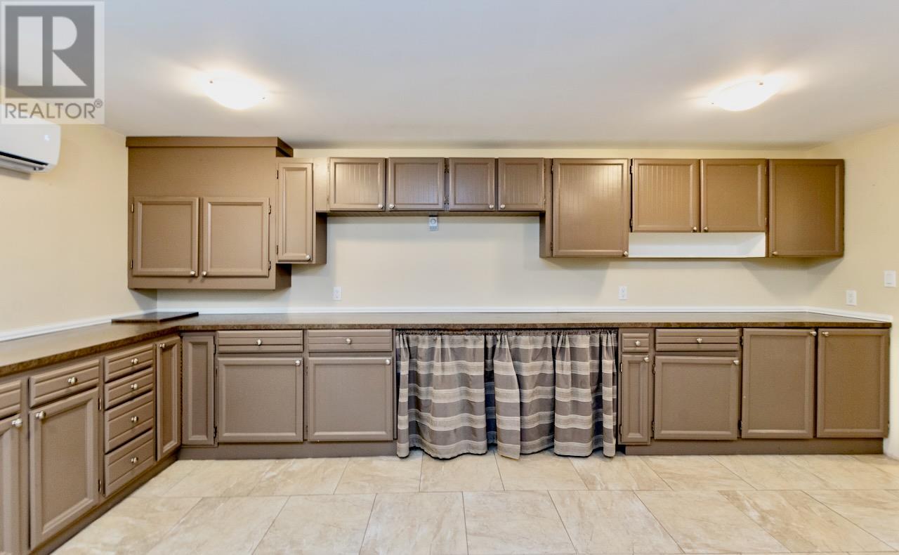 7730 Columbia Drive, Anglemont, British Columbia  V0E 1M8 - Photo 35 - 10344452