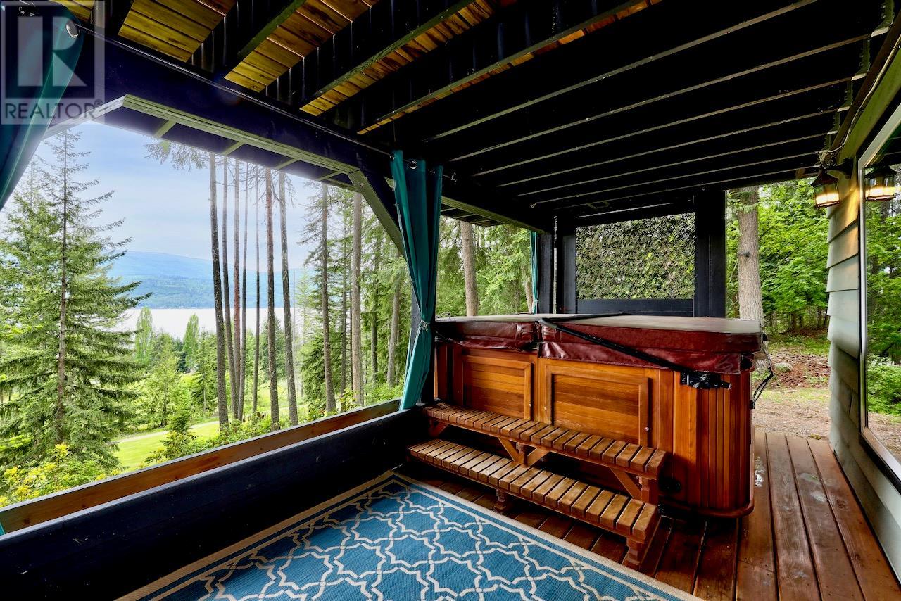 7730 Columbia Drive, Anglemont, British Columbia  V0E 1M8 - Photo 41 - 10344452