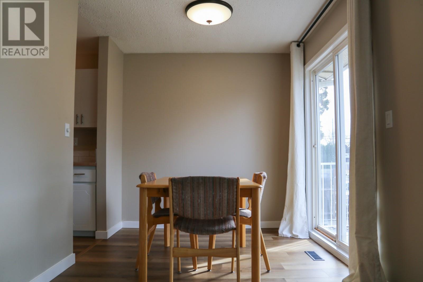 2336 Bossert Avenue, Kamloops, British Columbia  V2B 4V7 - Photo 4 - 10340243