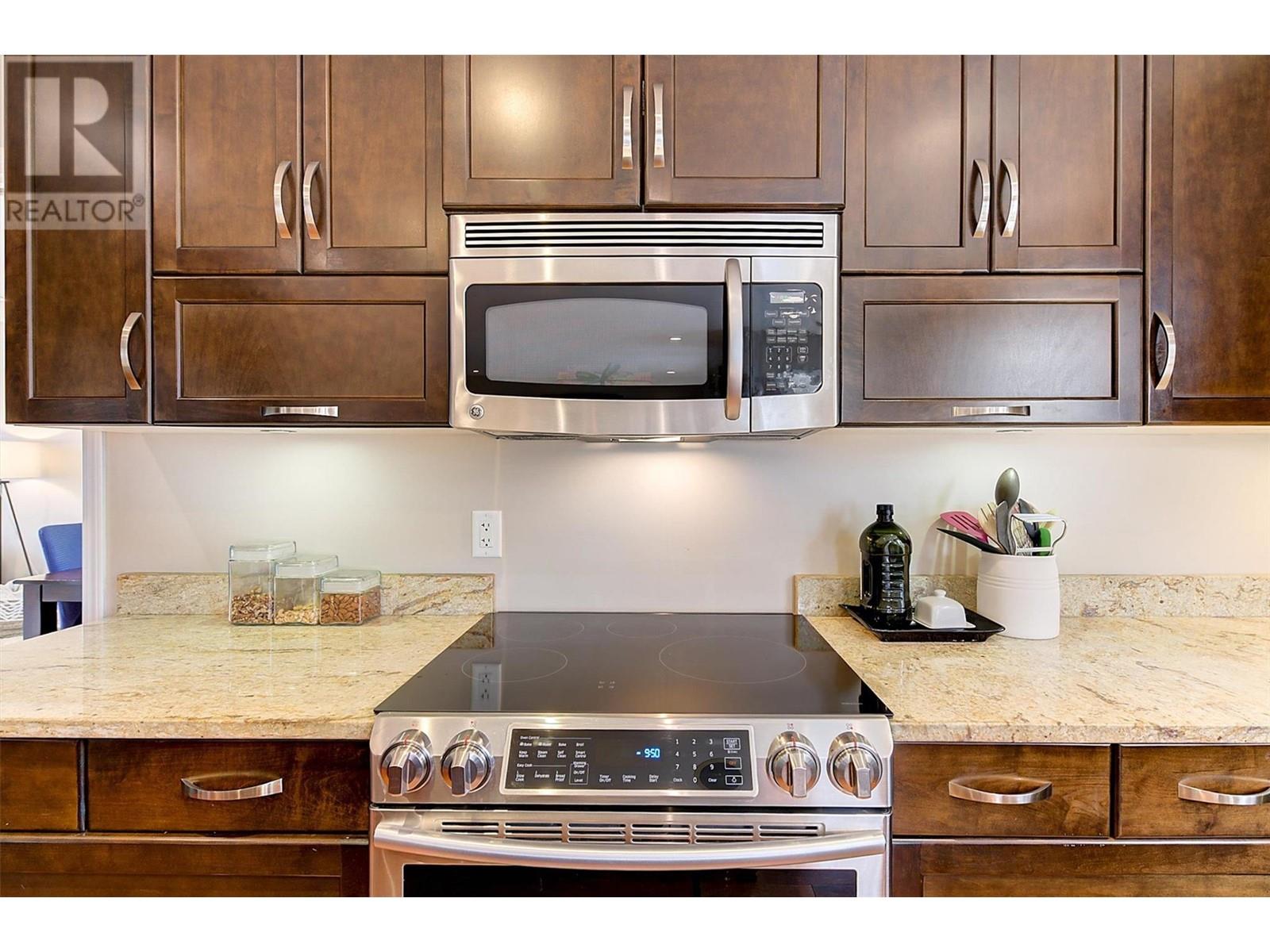 3767 Springbrook Road, Kelowna, British Columbia  V1W 3M2 - Photo 15 - 10346858
