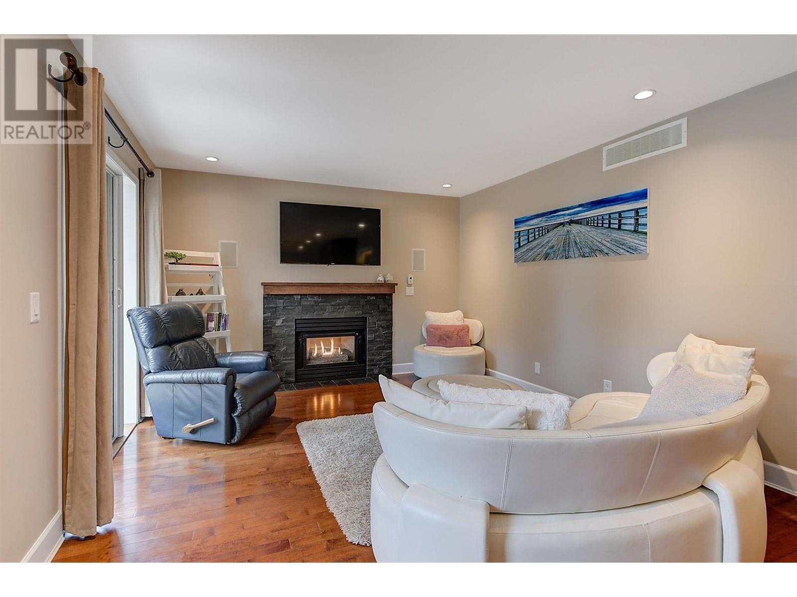 3767 Springbrook Road, Kelowna, British Columbia  V1W 3M2 - Photo 17 - 10346858