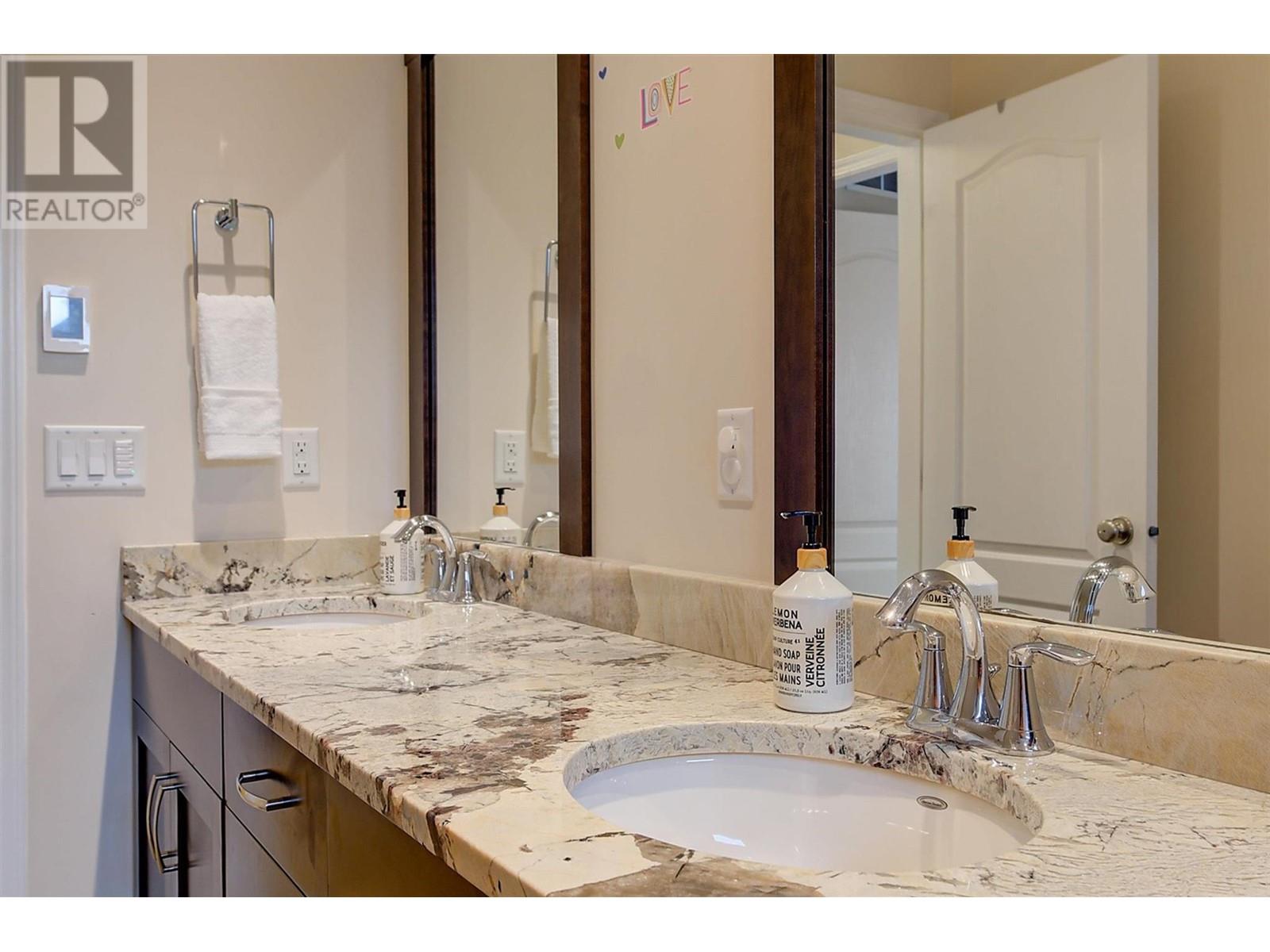 3767 Springbrook Road, Kelowna, British Columbia  V1W 3M2 - Photo 32 - 10346858