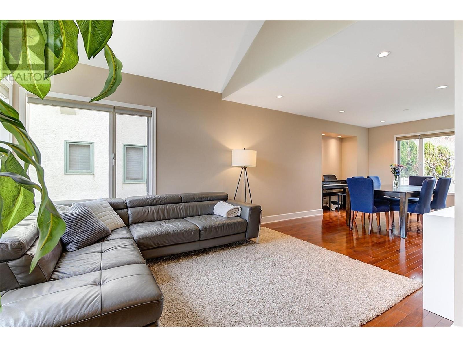 3767 Springbrook Road, Kelowna, British Columbia  V1W 3M2 - Photo 6 - 10346858