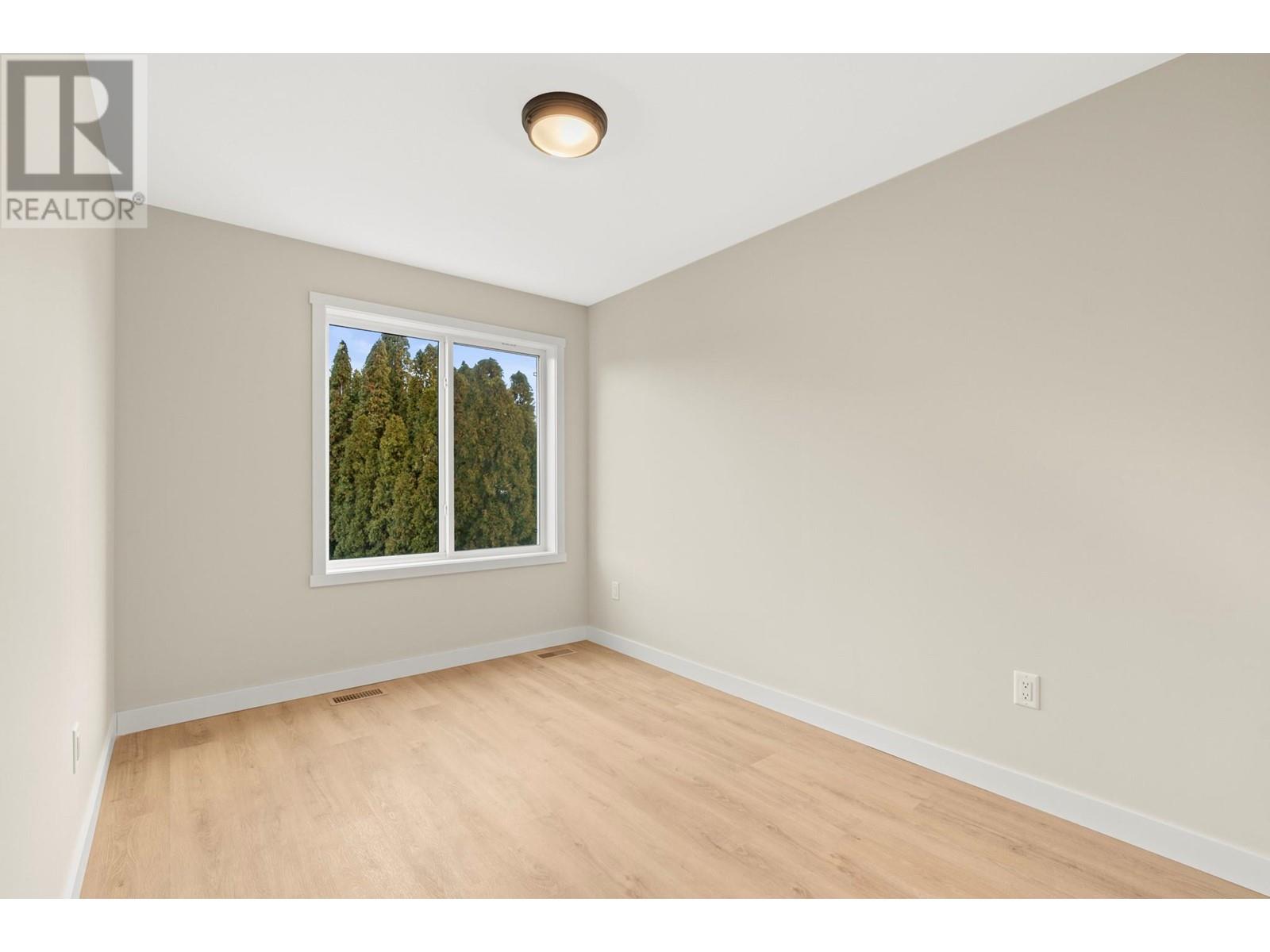 3907 26 Street Unit# 2, Vernon, British Columbia  V1T 4V5 - Photo 13 - 10346396