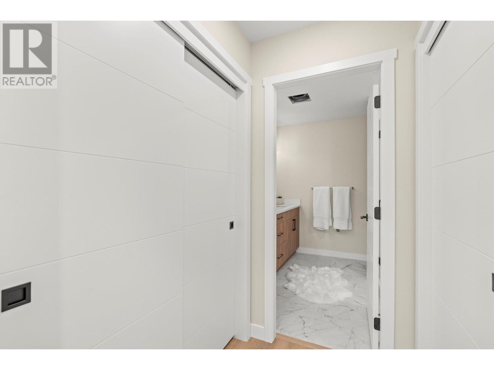 3907 26 Street Unit# 2, Vernon, British Columbia  V1T 4V5 - Photo 18 - 10346396