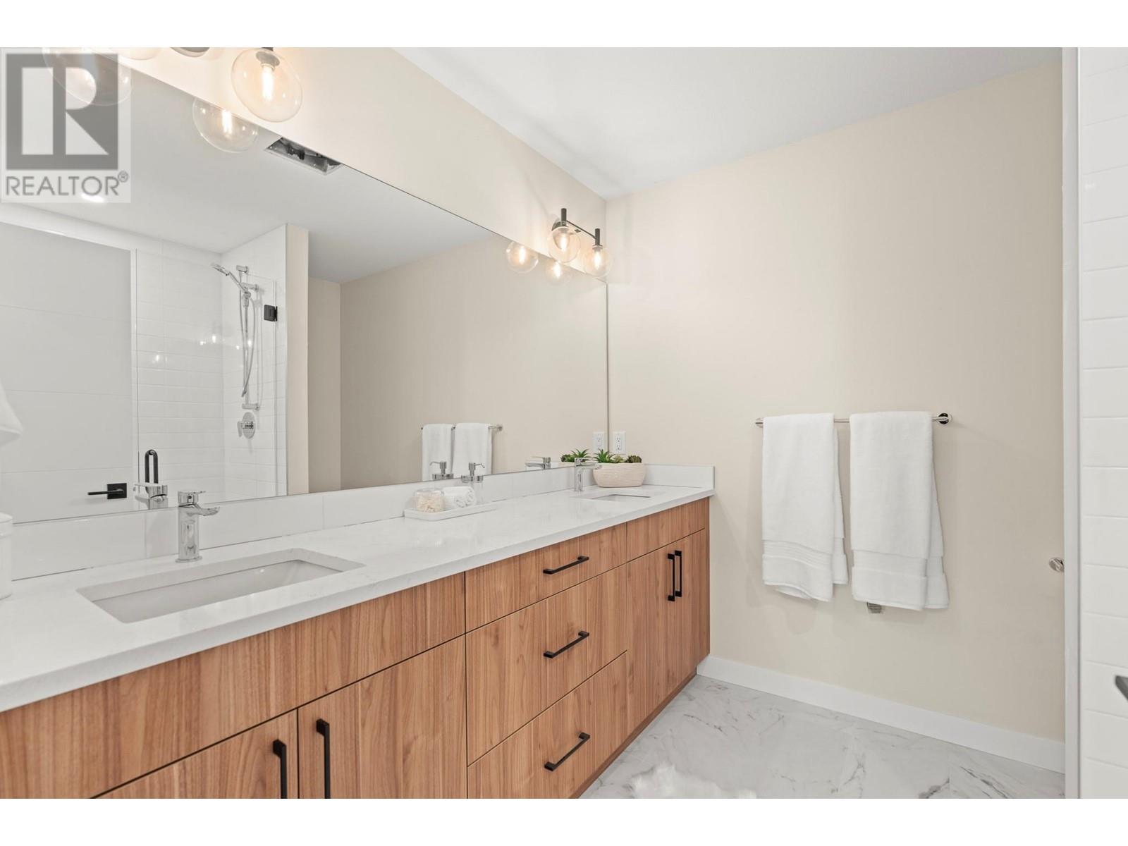 3907 26 Street Unit# 2, Vernon, British Columbia  V1T 4V5 - Photo 19 - 10346396