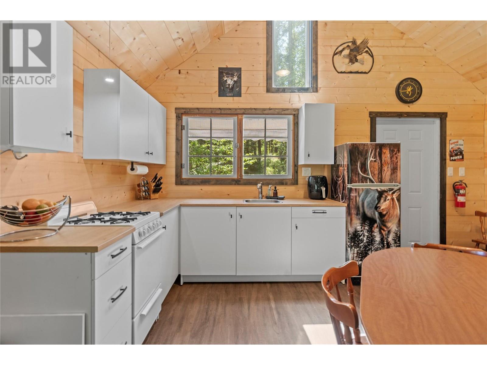5950 Crouse Creek Forest, Westbridge, British Columbia  V0H 2B0 - Photo 10 - 10342817