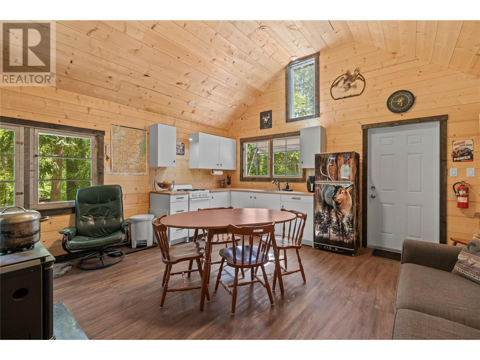 5950 Crouse Creek Forest, Westbridge, British Columbia  V0H 2B0 - Photo 14 - 10342817