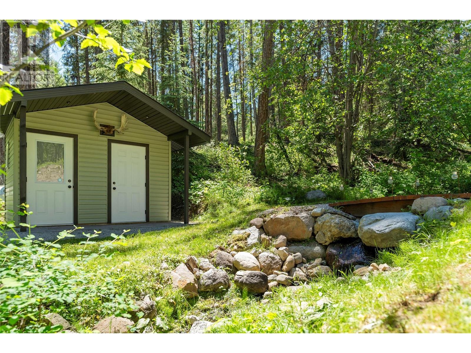 5950 Crouse Creek Forest, Westbridge, British Columbia  V0H 2B0 - Photo 25 - 10342817