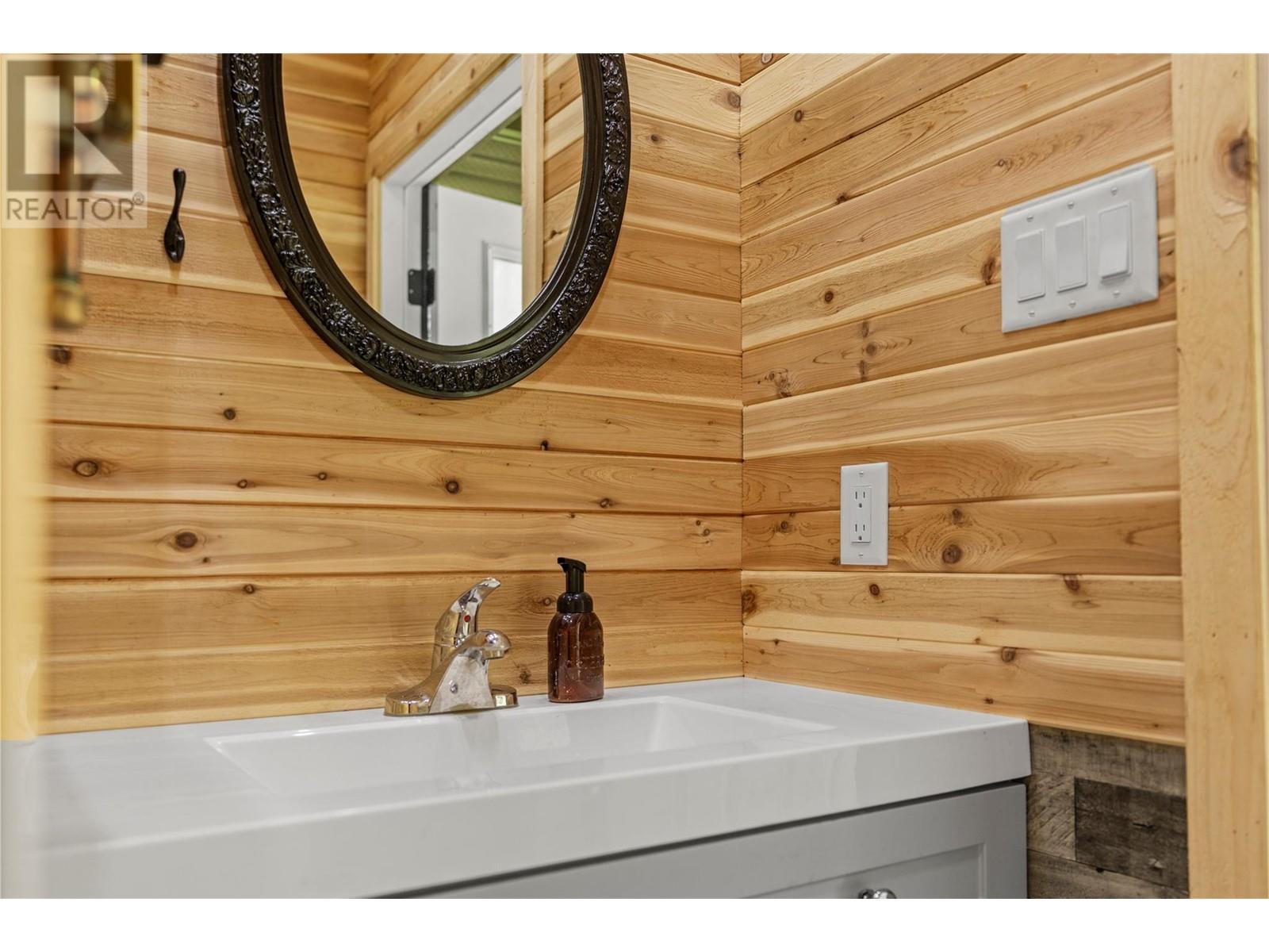 5950 Crouse Creek Forest, Westbridge, British Columbia  V0H 2B0 - Photo 29 - 10342817