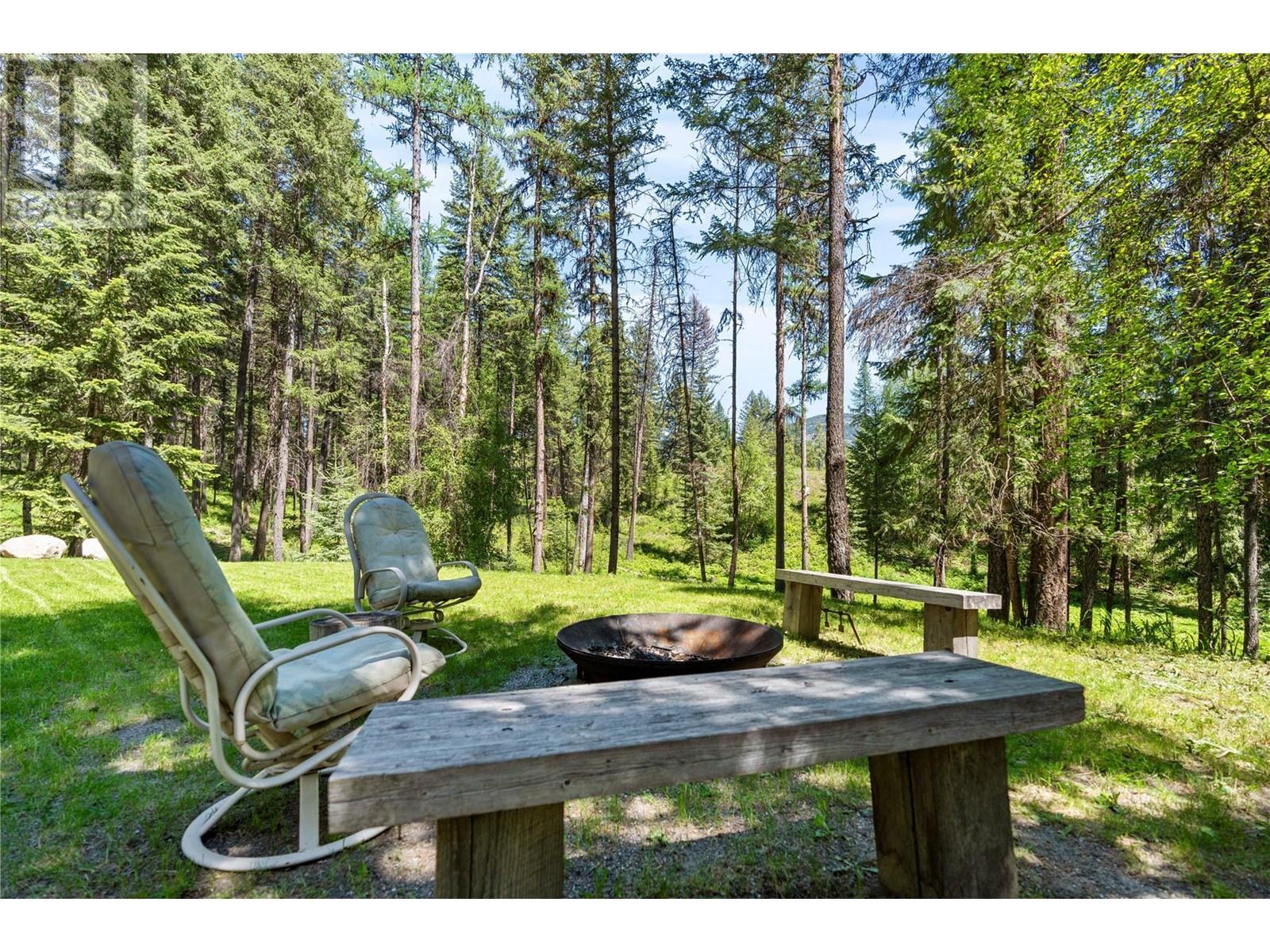 5950 Crouse Creek Forest, Westbridge, British Columbia  V0H 2B0 - Photo 32 - 10342817