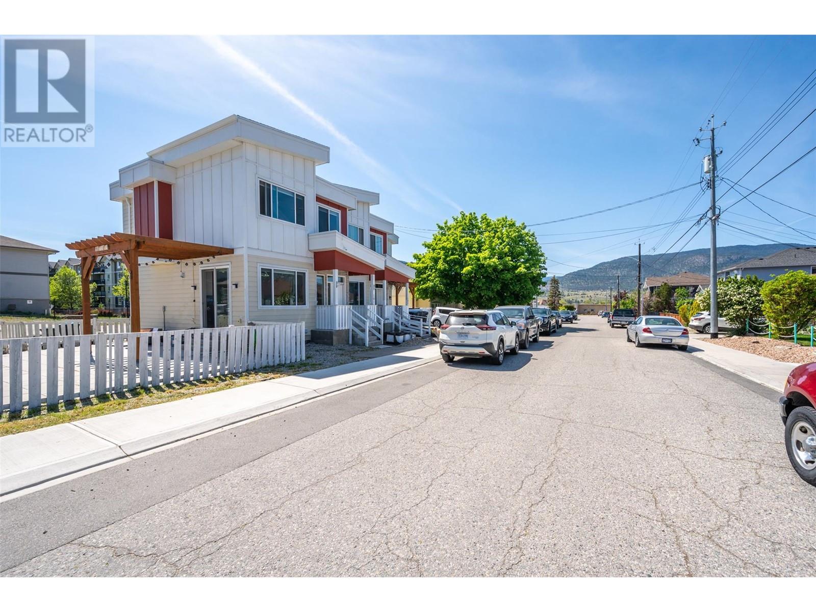 102 Cossar Avenue Unit# 101, Penticton, British Columbia  V2A 2V4 - Photo 2 - 10346940