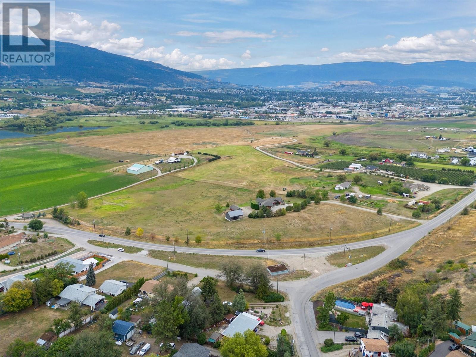 6325 Old Kamloops Road, Vernon, British Columbia  V1H 1P8 - Photo 54 - 10346986