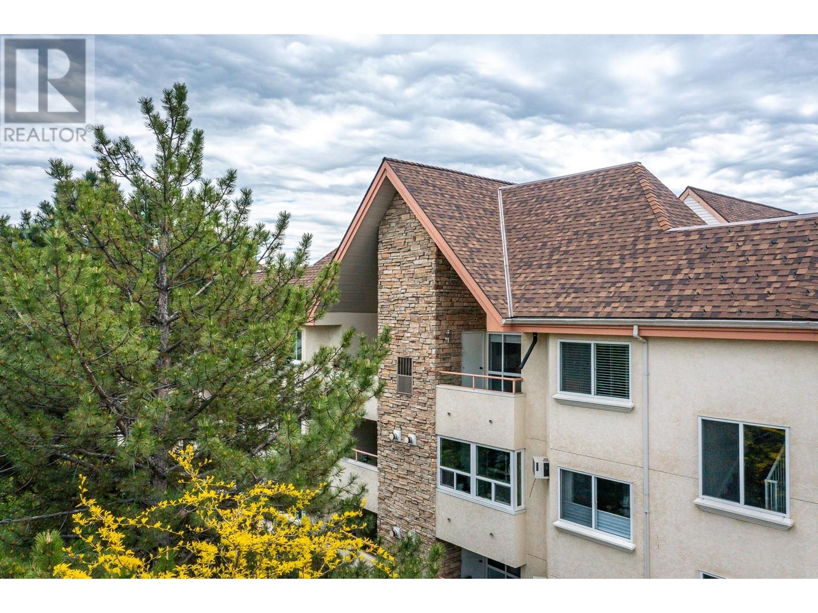 3301 Centennial Drive Unit# 401, Vernon, British Columbia  V1T 2T8 - Photo 1 - 10346840
