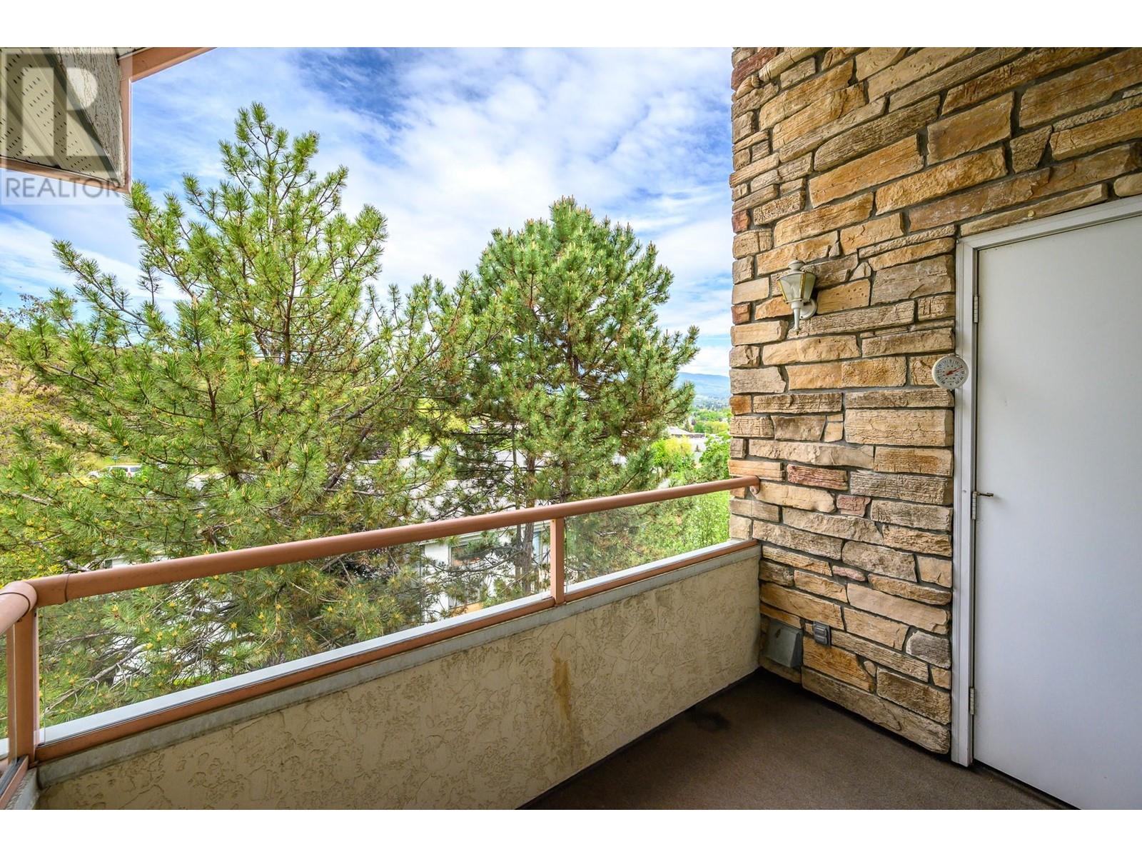 3301 Centennial Drive Unit# 401, Vernon, British Columbia  V1T 2T8 - Photo 22 - 10346840