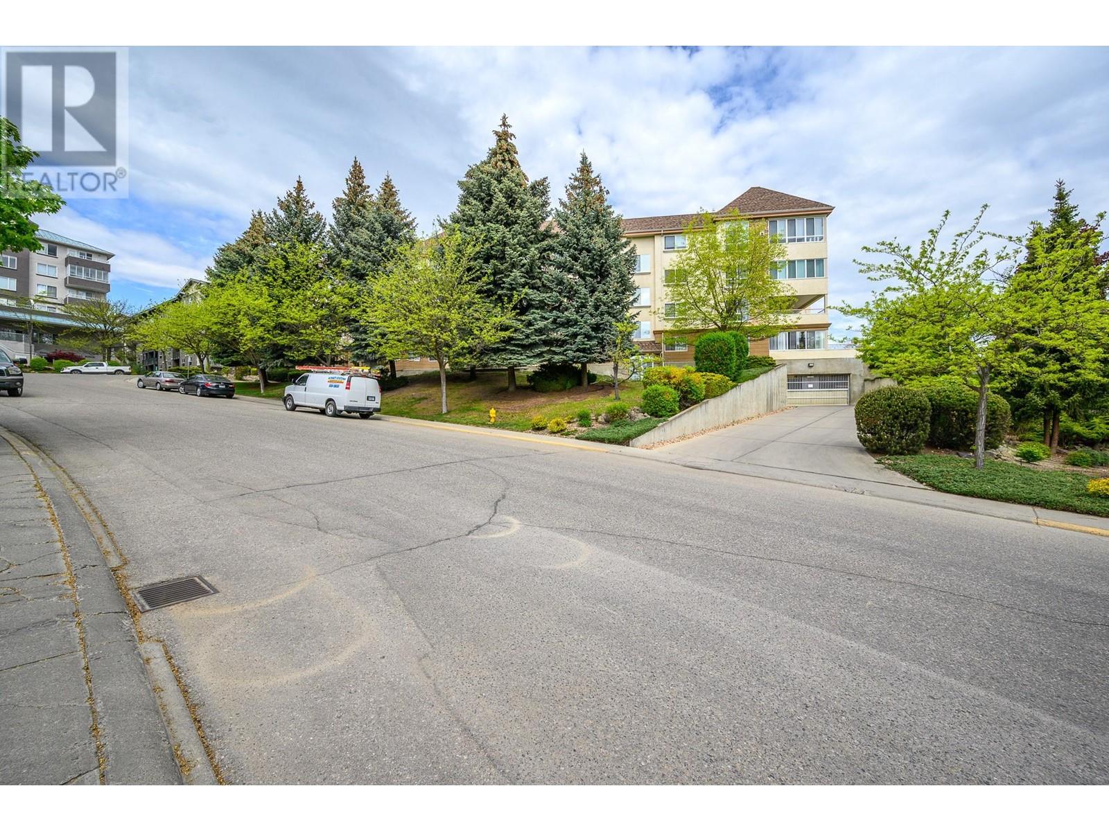 3301 Centennial Drive Unit# 401, Vernon, British Columbia  V1T 2T8 - Photo 36 - 10346840