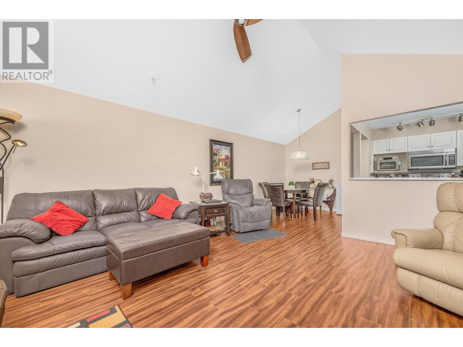 3301 Centennial Drive Unit# 401, Vernon, British Columbia  V1T 2T8 - Photo 4 - 10346840