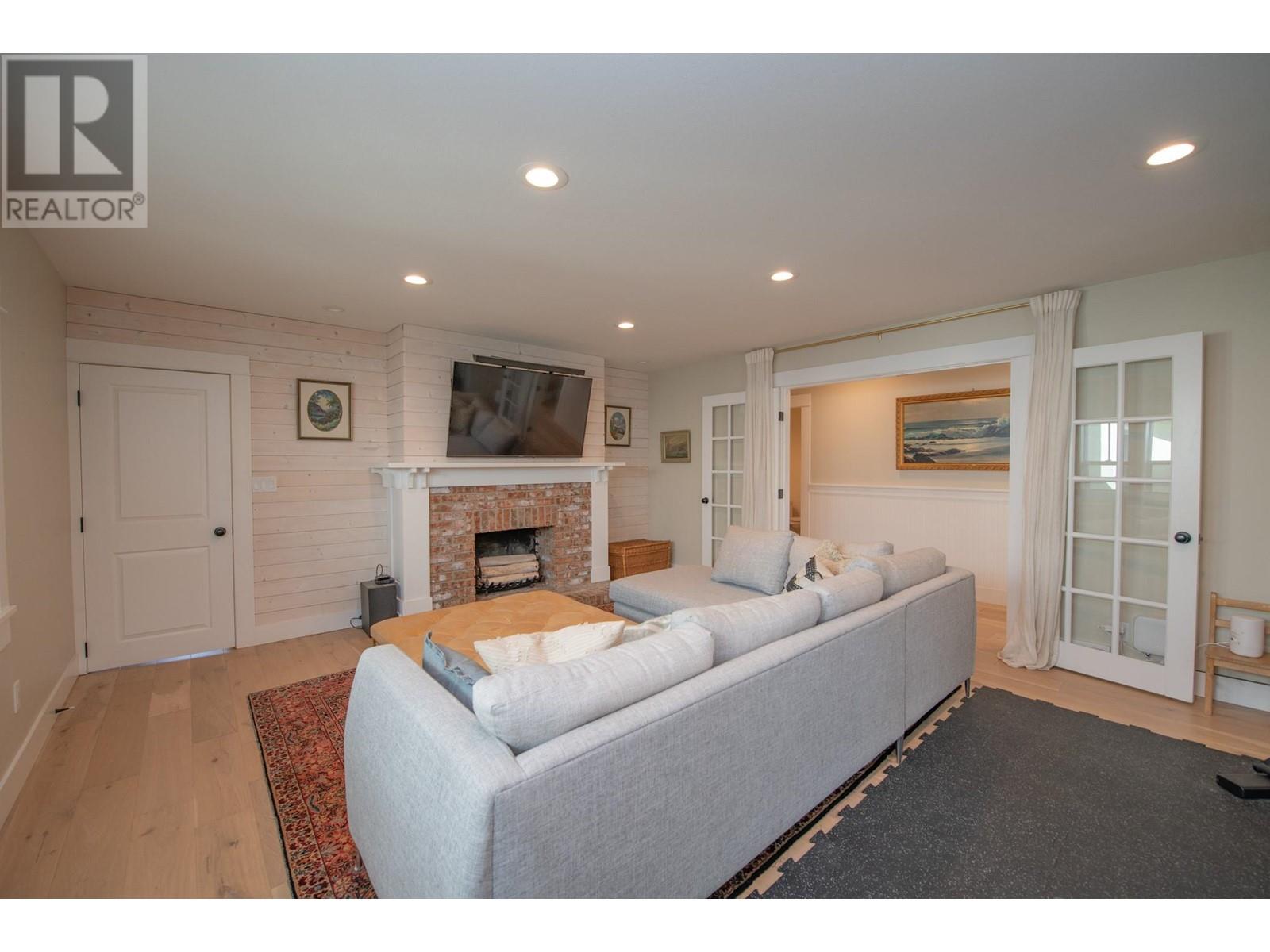 11327 Okanagan Centre Road E, Lake Country, British Columbia  V4V 1G7 - Photo 17 - 10347147