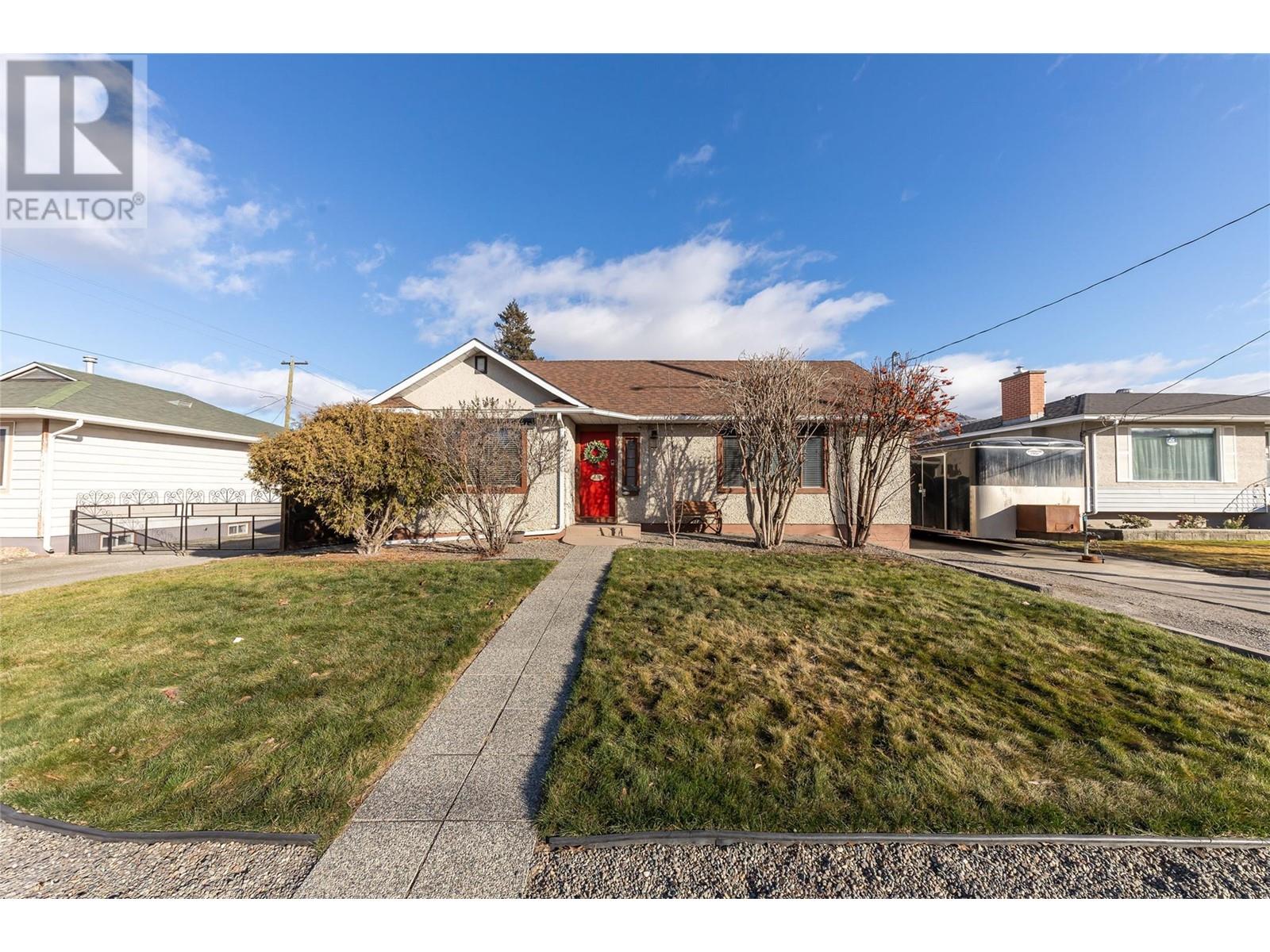 550 Linden Avenue, Kamloops, British Columbia  V2B 2N6 - Photo 1 - 10347194