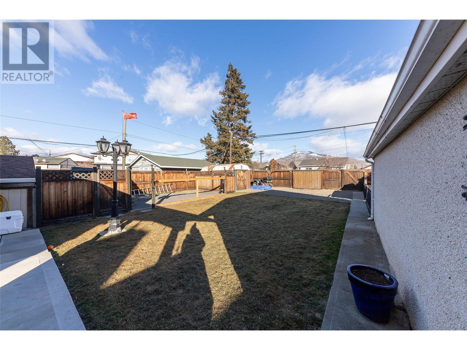 550 Linden Avenue, Kamloops, British Columbia  V2B 2N6 - Photo 28 - 10347194