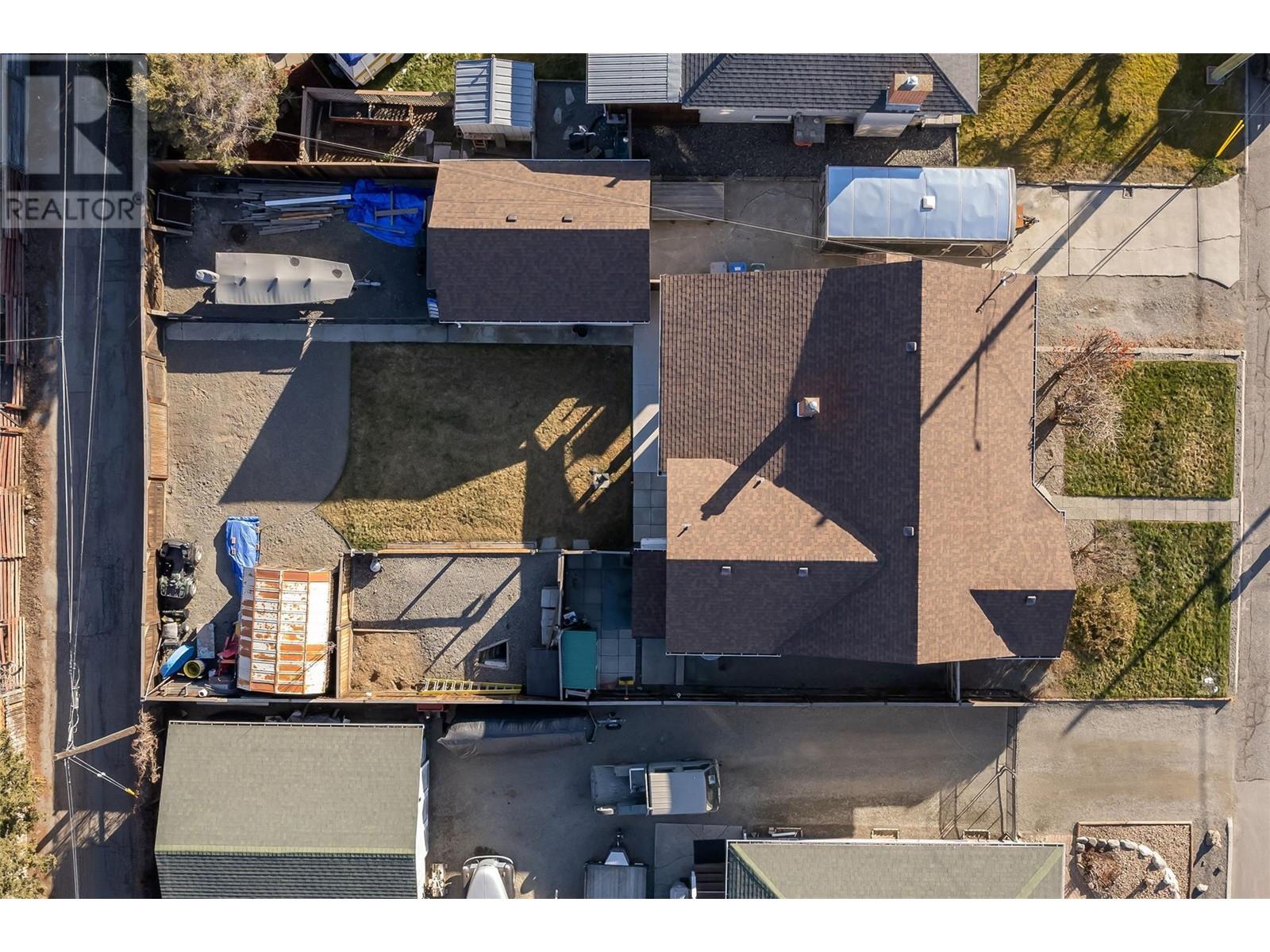 550 Linden Avenue, Kamloops, British Columbia  V2B 2N6 - Photo 3 - 10347194