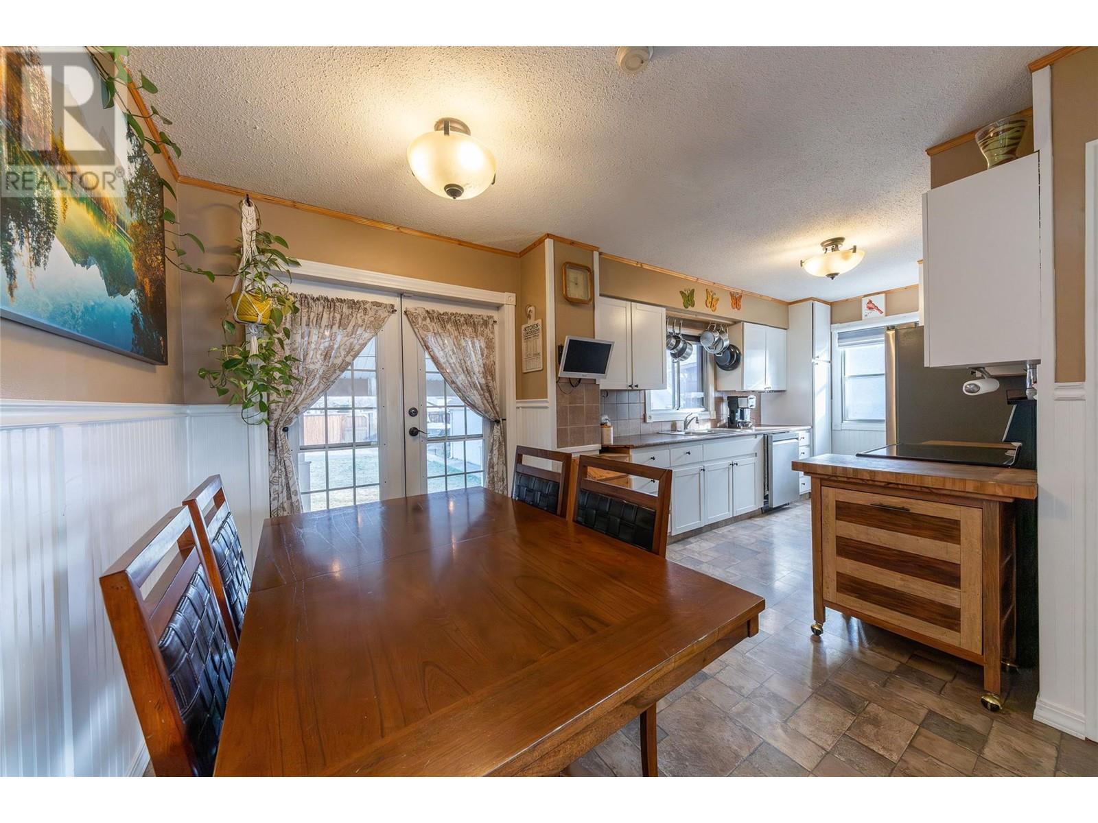 550 Linden Avenue, Kamloops, British Columbia  V2B 2N6 - Photo 7 - 10347194