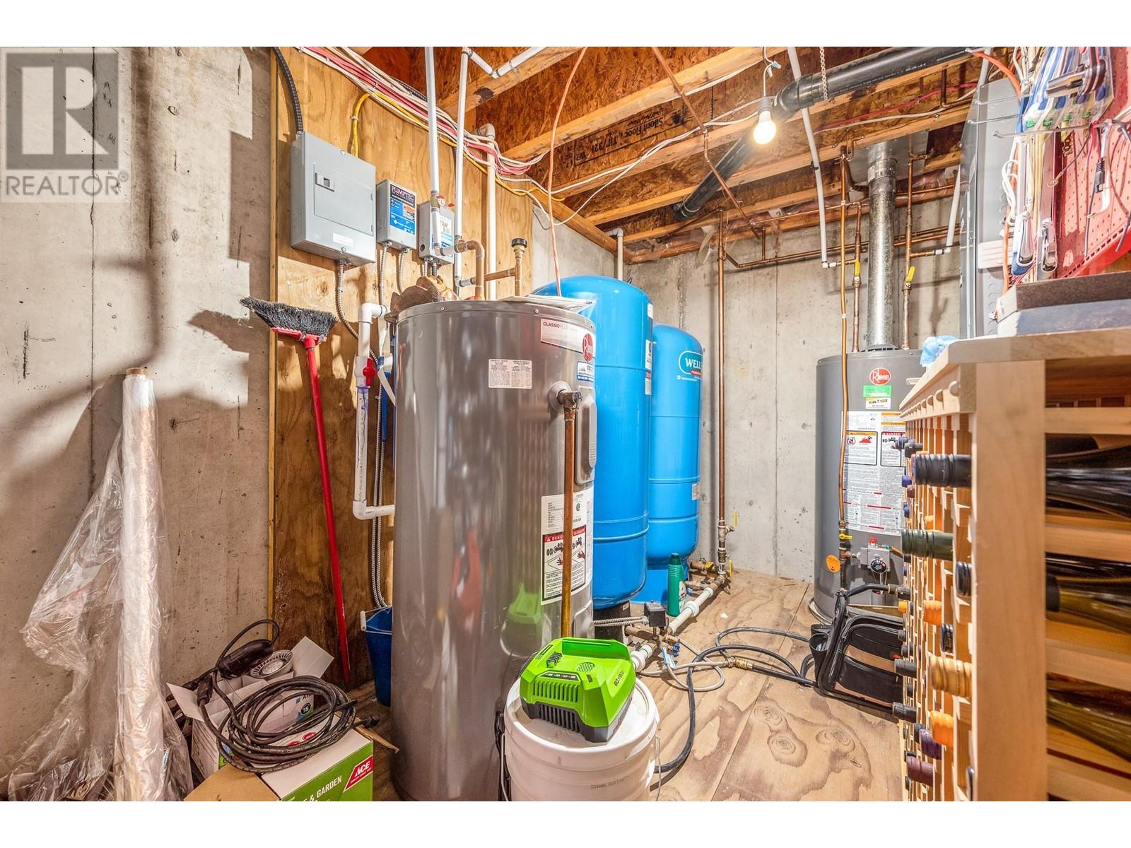 4 Hollingsworth Road, Cherryville, British Columbia  V0E 2G3 - Photo 43 - 10347182