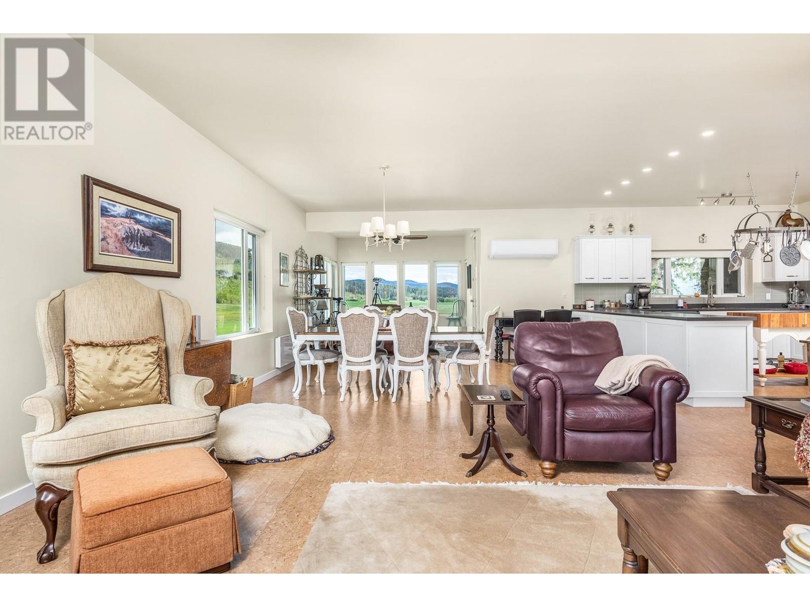 4 Hollingsworth Road, Cherryville, British Columbia  V0E 2G3 - Photo 8 - 10347182