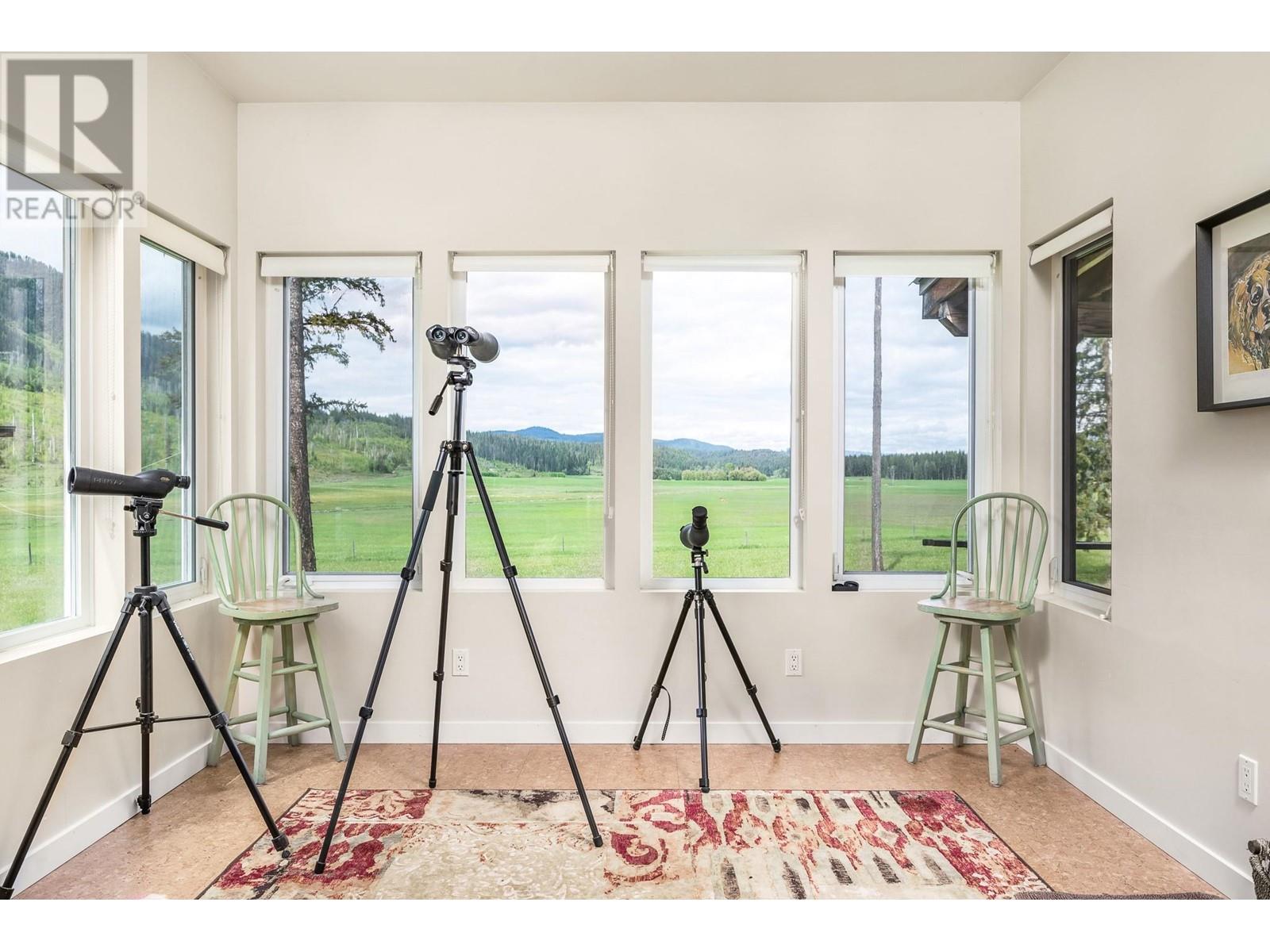 4 Hollingsworth Road, Cherryville, British Columbia  V0E 2G3 - Photo 9 - 10347182