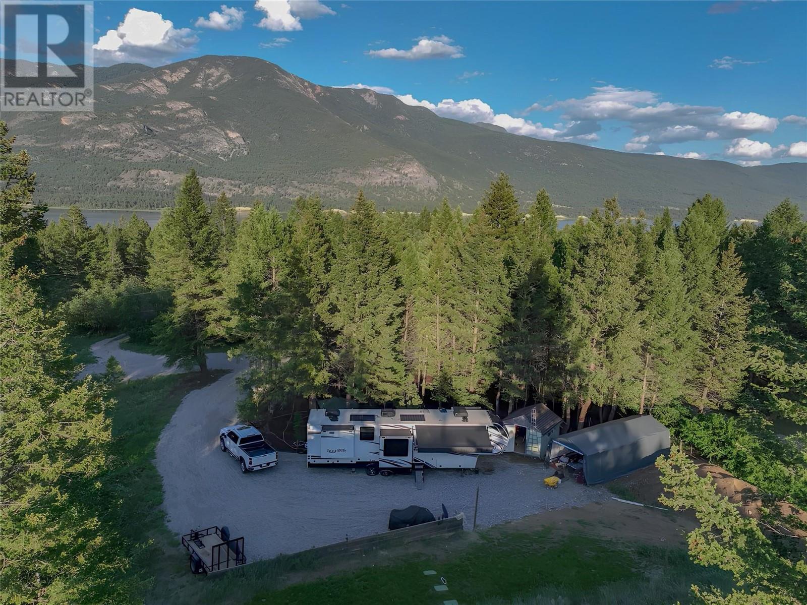 6705 Columbia Estates Road, Fairmont Hot Springs, British Columbia  V0B 1L2 - Photo 19 - 10347173