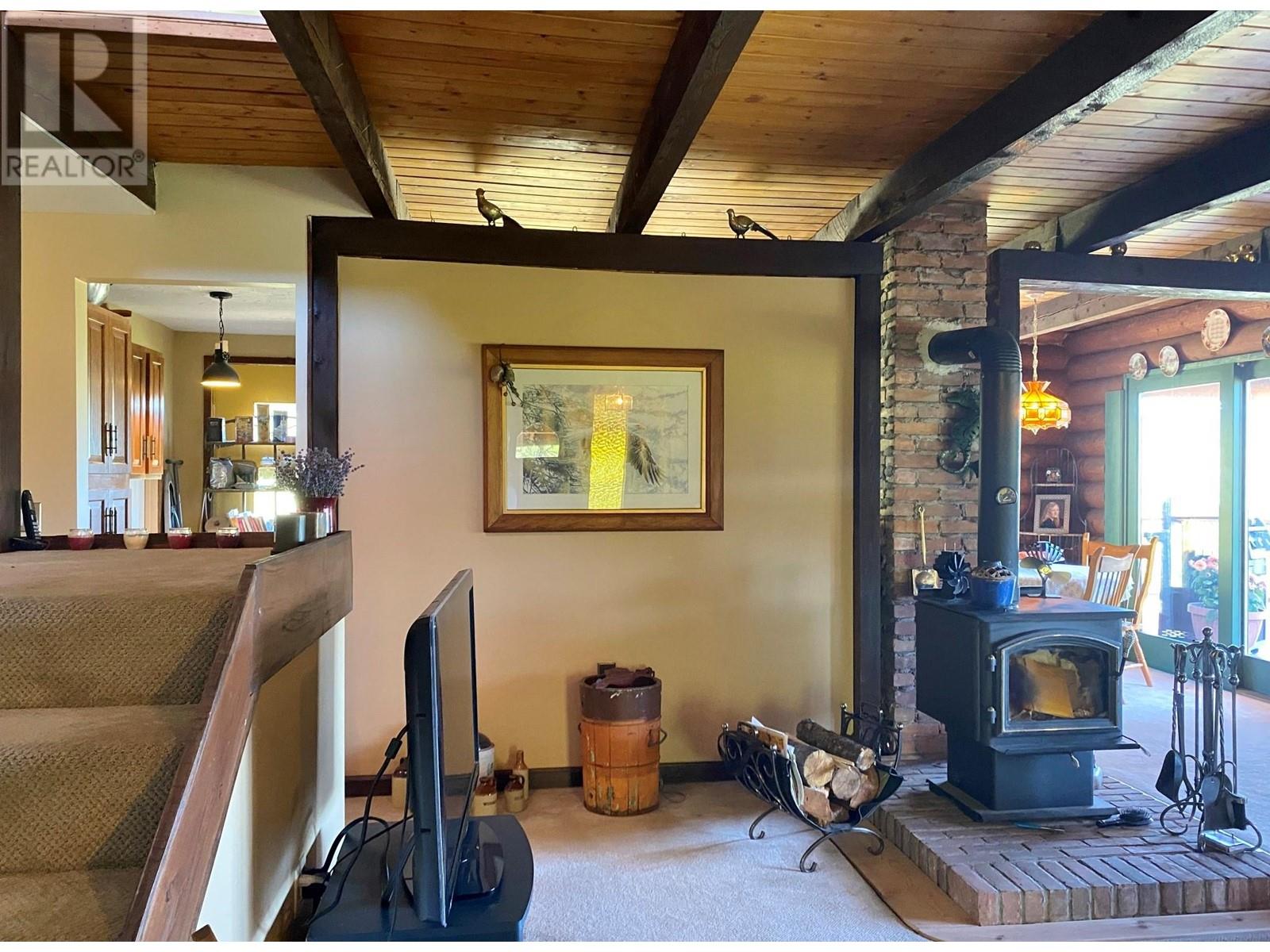 3975 Hardy Mountain Road, Grand Forks, British Columbia  V0A 1H2 - Photo 2 - 10346721