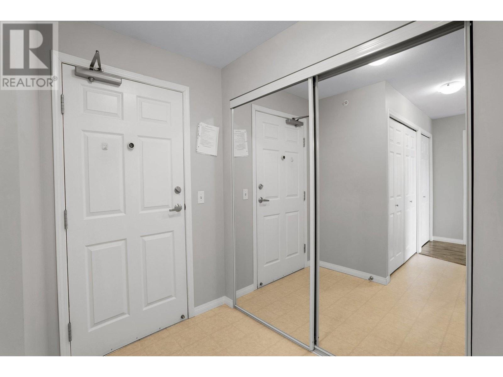 265 Froelich Road Unit# 402, Kelowna, British Columbia  V1X 3M6 - Photo 3 - 10346244