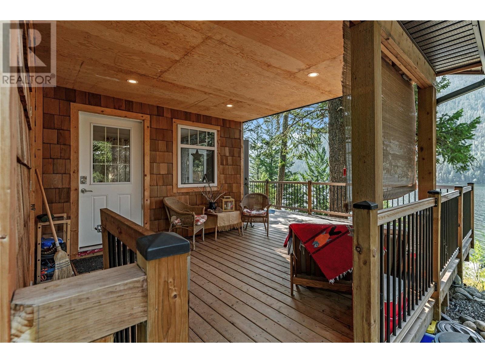 2508 Stoney Drive, Kamloops, British Columbia  V2H 1P3 - Photo 6 - 10347075