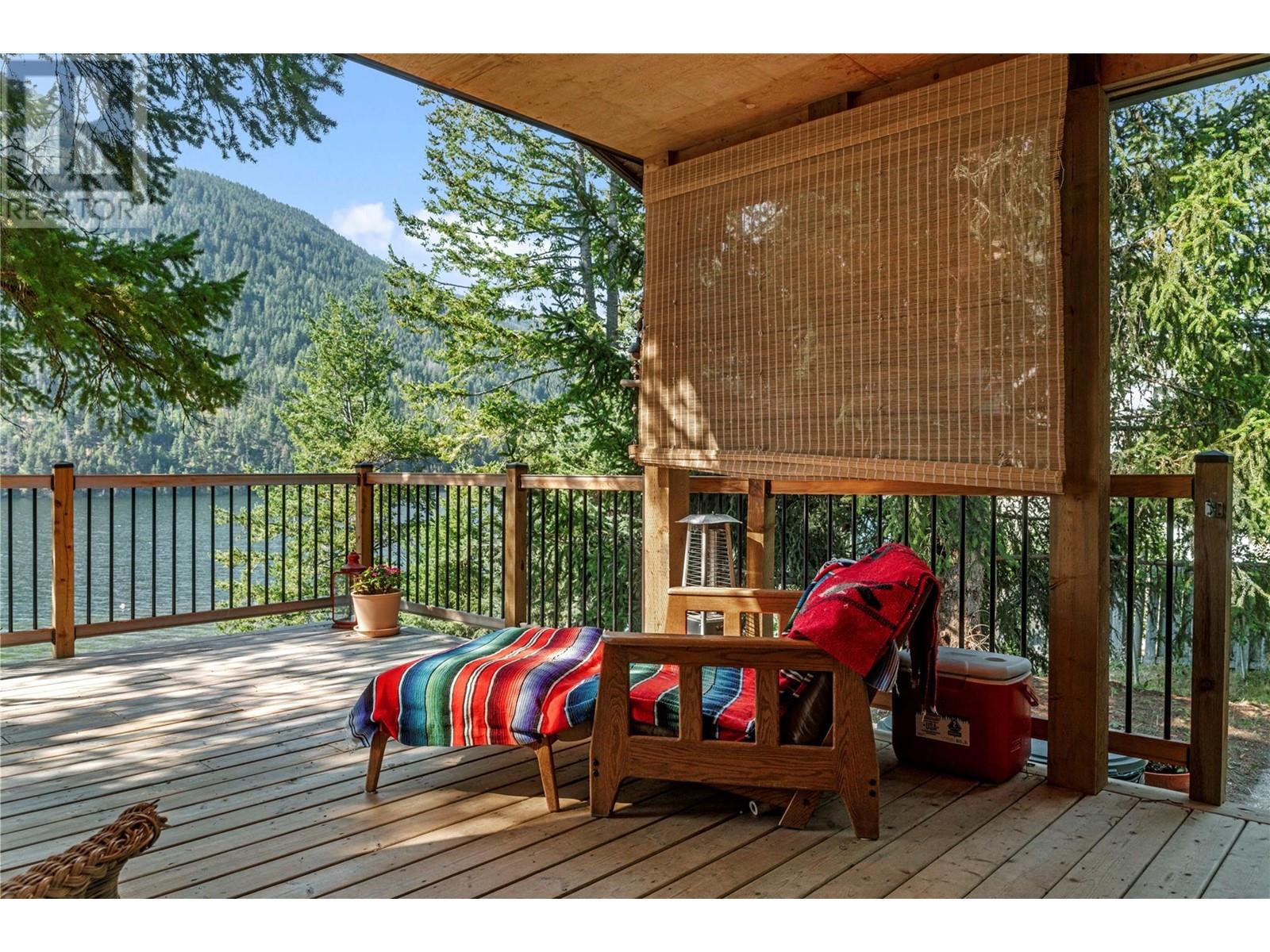 2508 Stoney Drive, Kamloops, British Columbia  V2H 1P3 - Photo 8 - 10347075