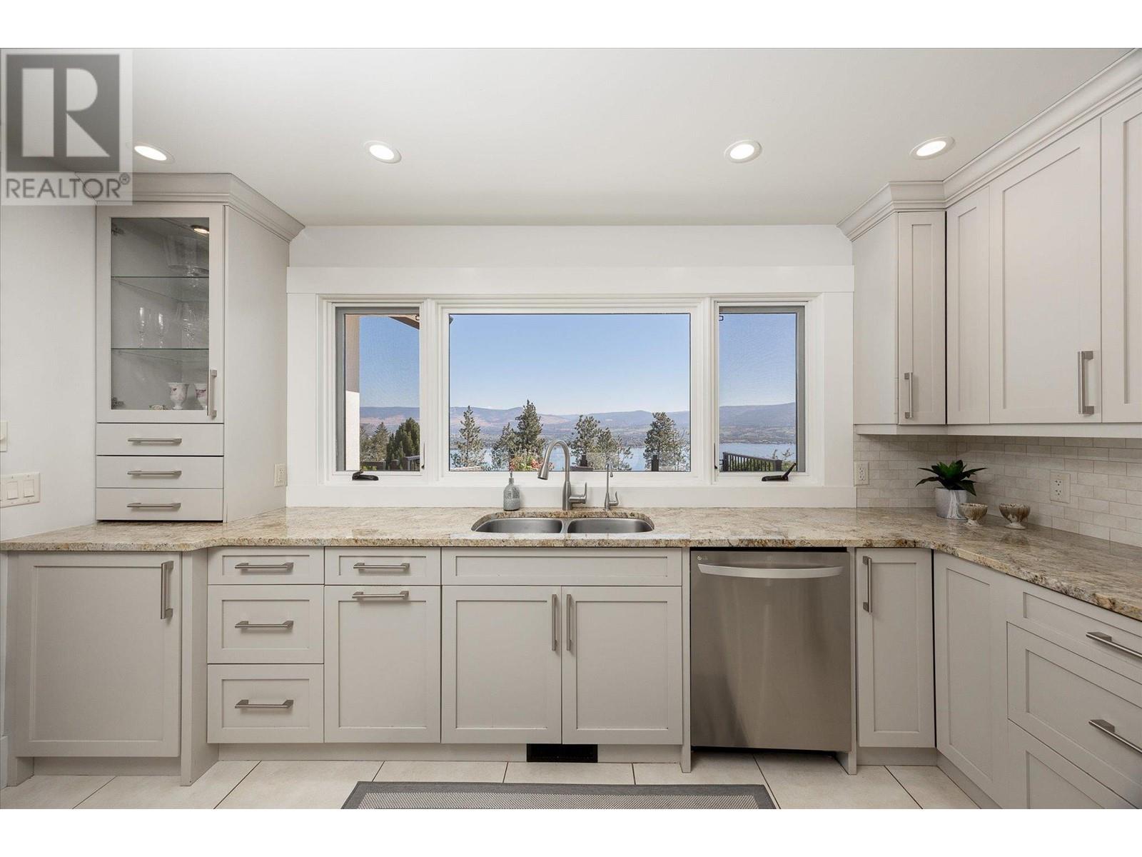 2523 Hillsborough Road, West Kelowna, British Columbia  V1Z 3E8 - Photo 12 - 10347077