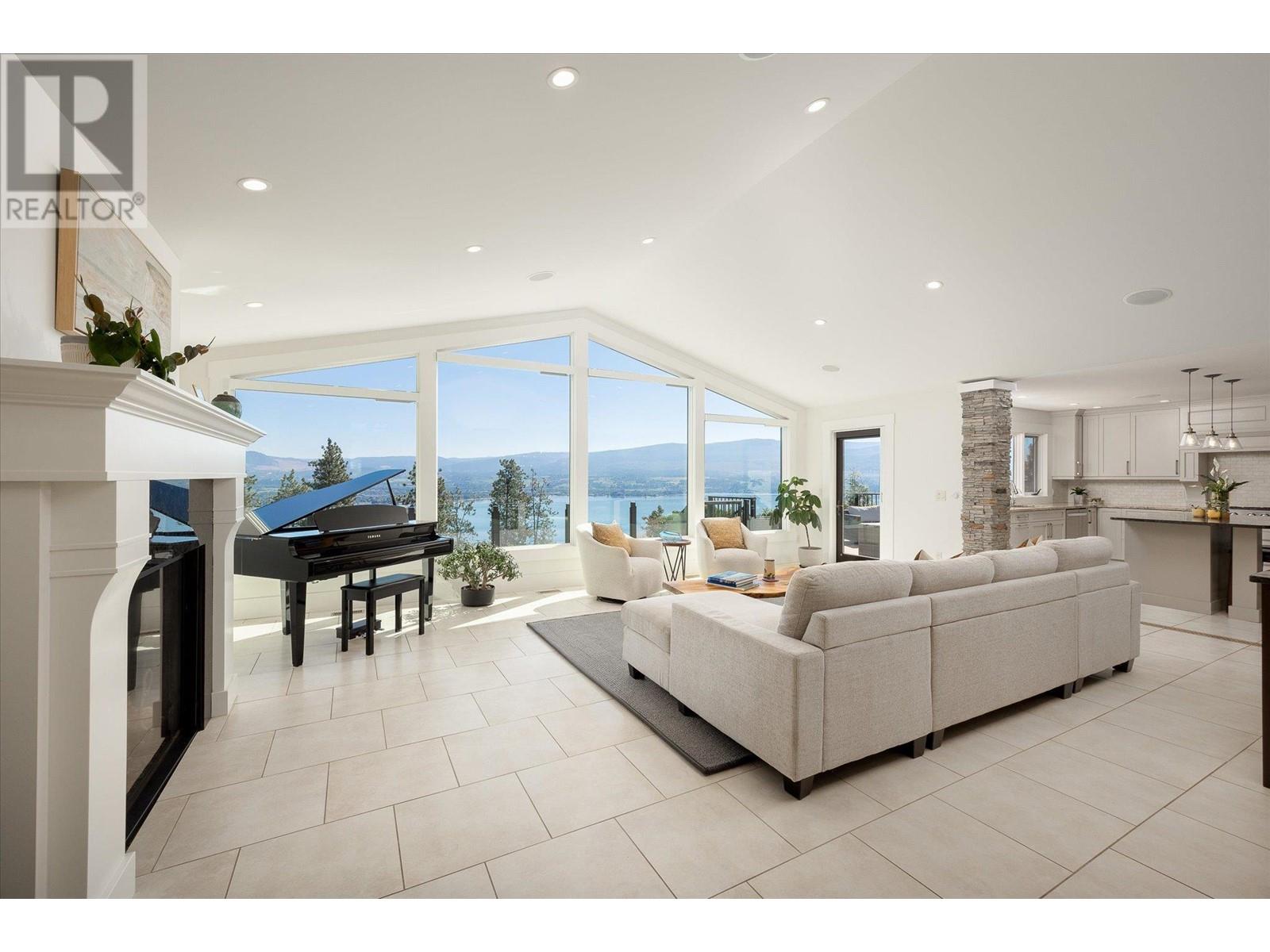2523 Hillsborough Road, West Kelowna, British Columbia  V1Z 3E8 - Photo 4 - 10347077