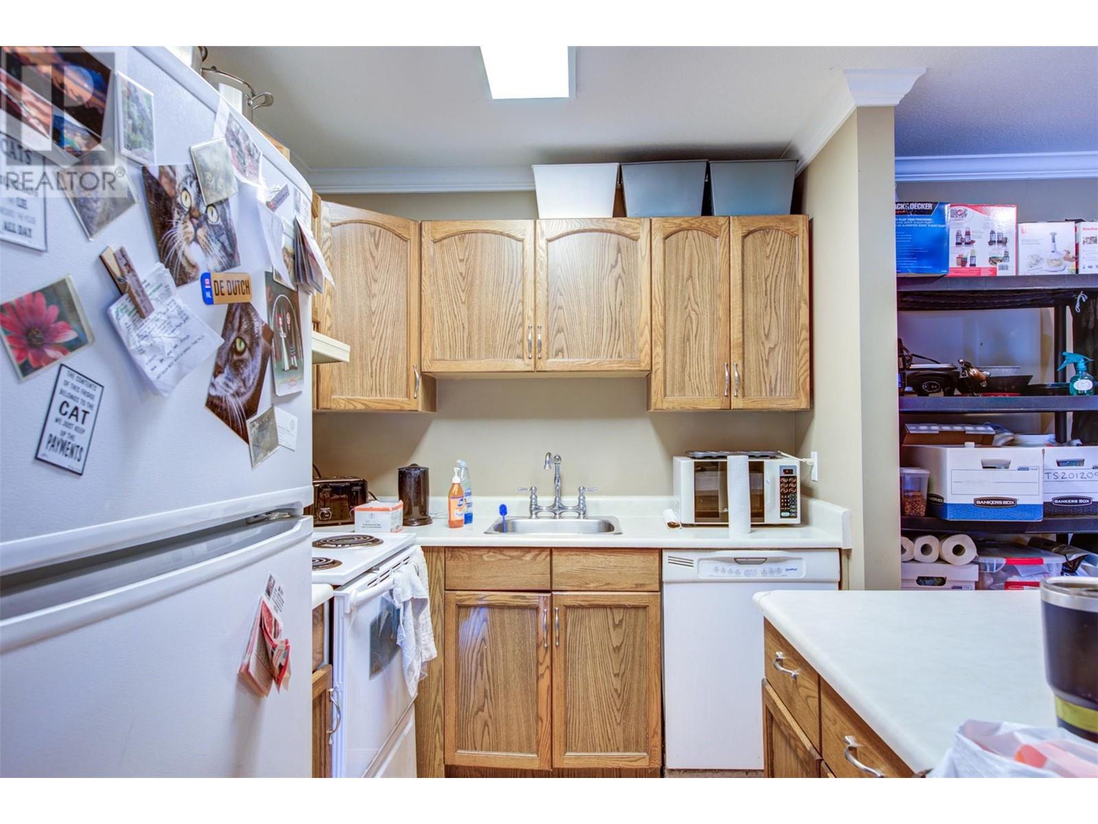 735 Cook Road Unit# 206d, Kelowna, British Columbia  V1W 3G6 - Photo 11 - 10347231