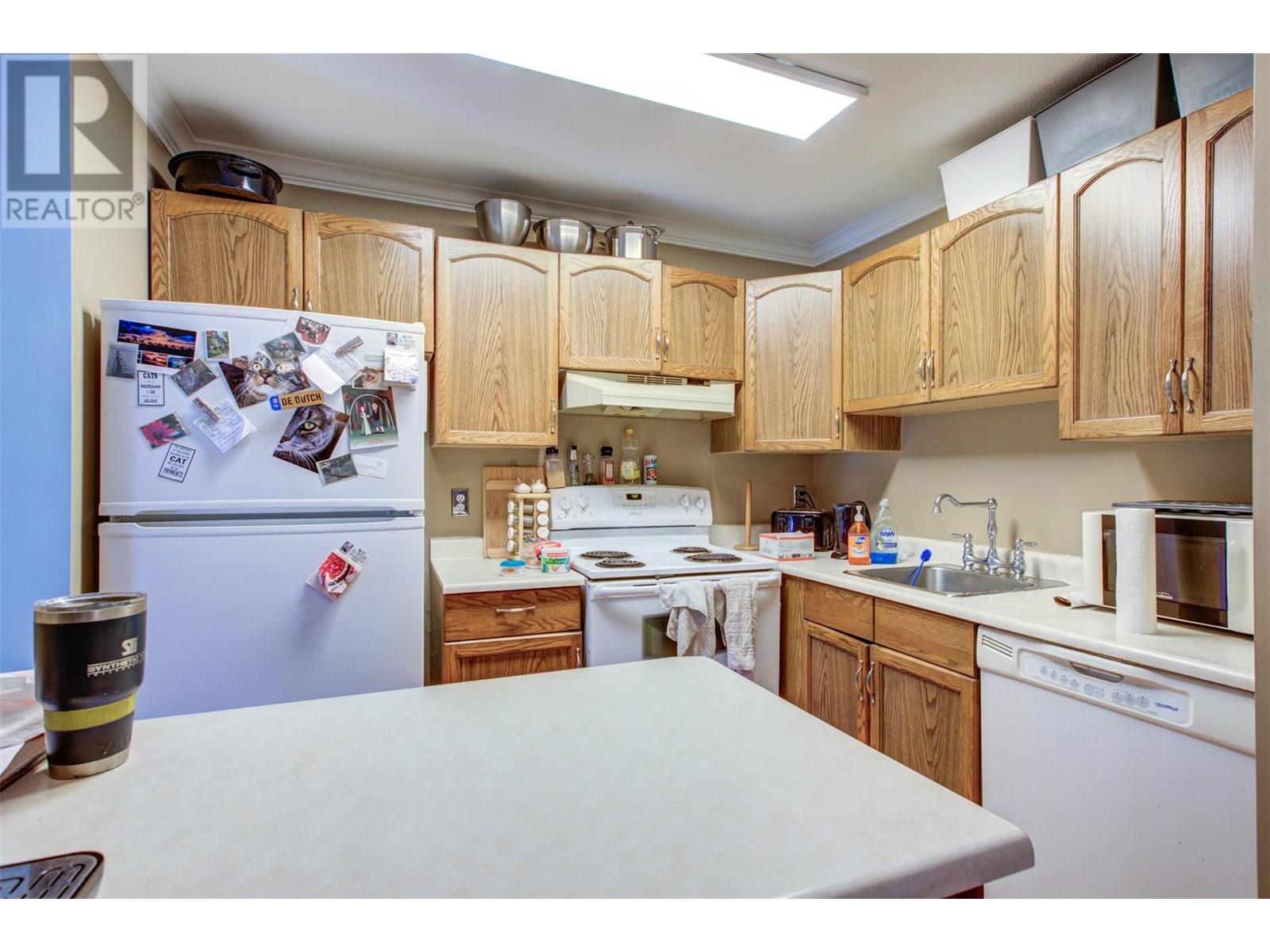 735 Cook Road Unit# 206d, Kelowna, British Columbia  V1W 3G6 - Photo 2 - 10347231