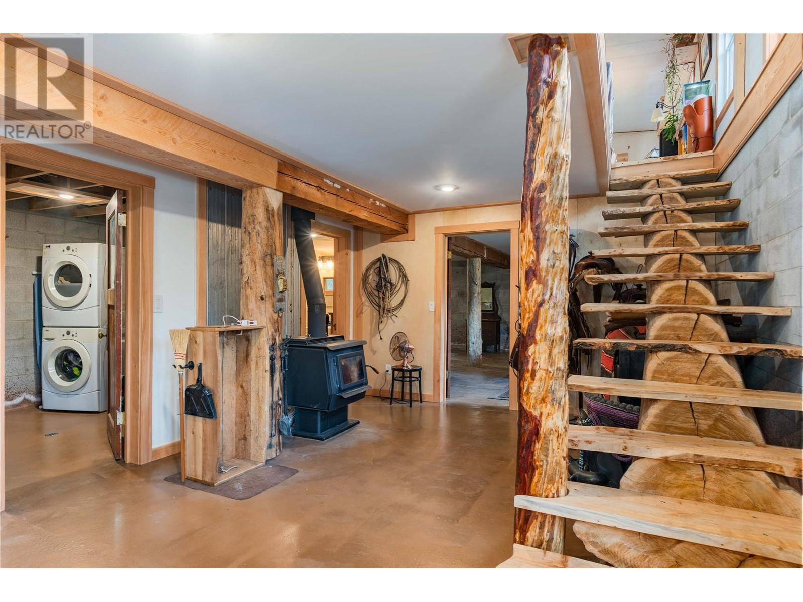 9351 31 Highway, Kaslo, British Columbia  V0G 1M0 - Photo 16 - 10344223