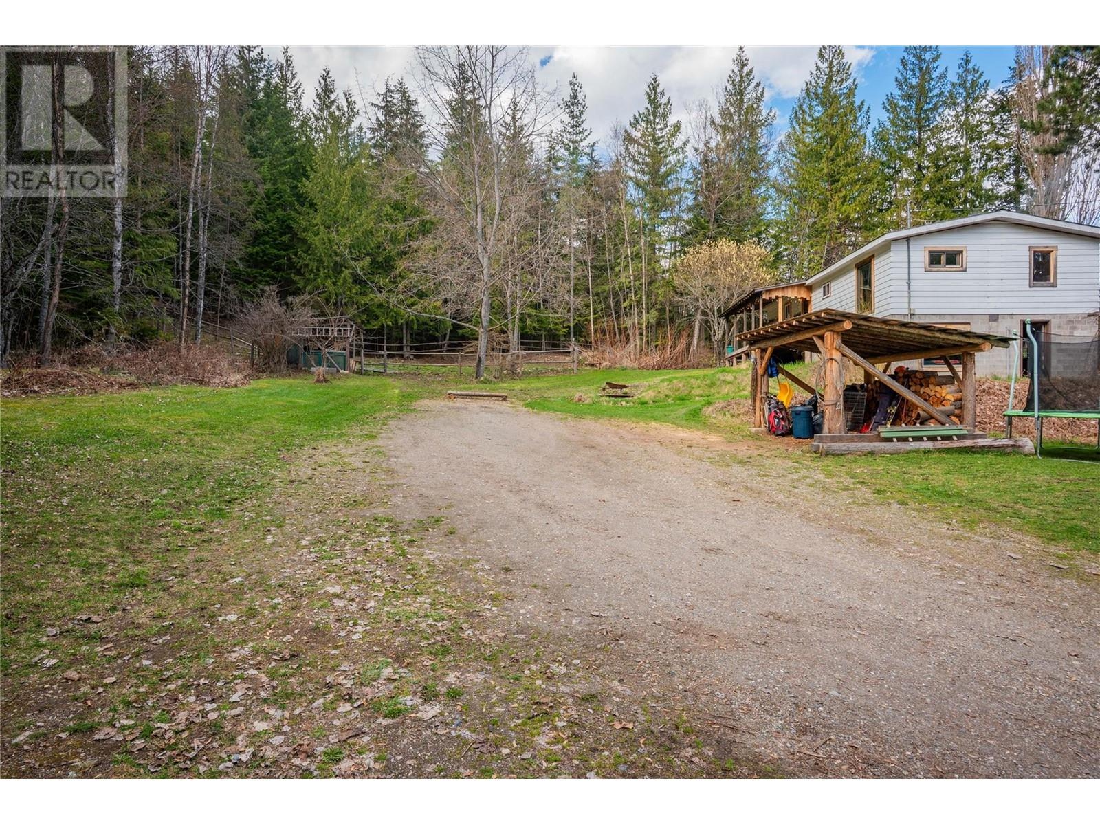 9351 31 Highway, Kaslo, British Columbia  V0G 1M0 - Photo 44 - 10344223