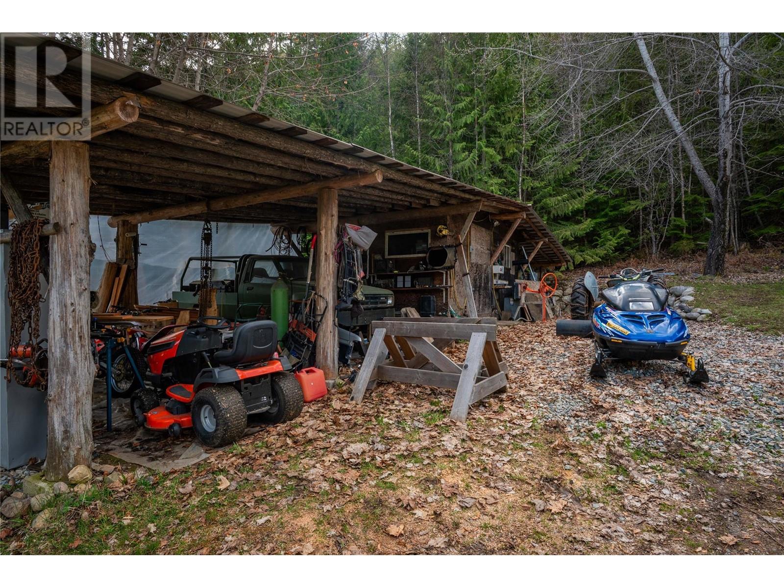9351 31 Highway, Kaslo, British Columbia  V0G 1M0 - Photo 46 - 10344223
