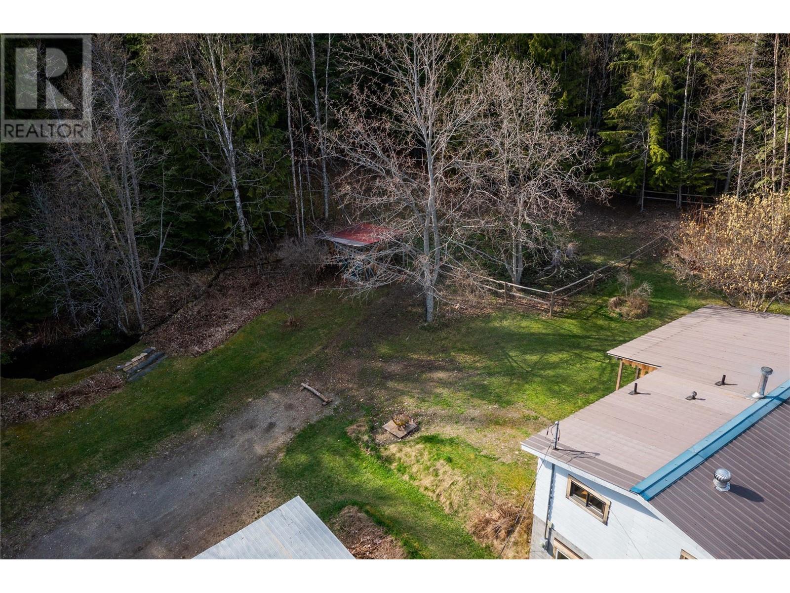 9351 31 Highway, Kaslo, British Columbia  V0G 1M0 - Photo 49 - 10344223