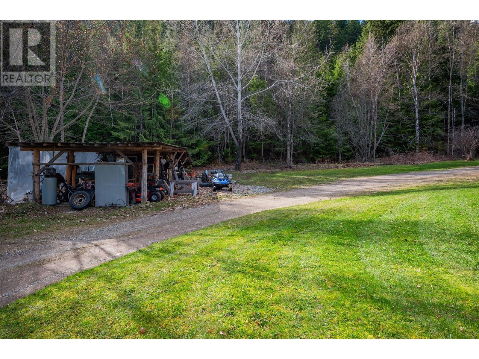 9351 31 Highway, Kaslo, British Columbia  V0G 1M0 - Photo 54 - 10344223